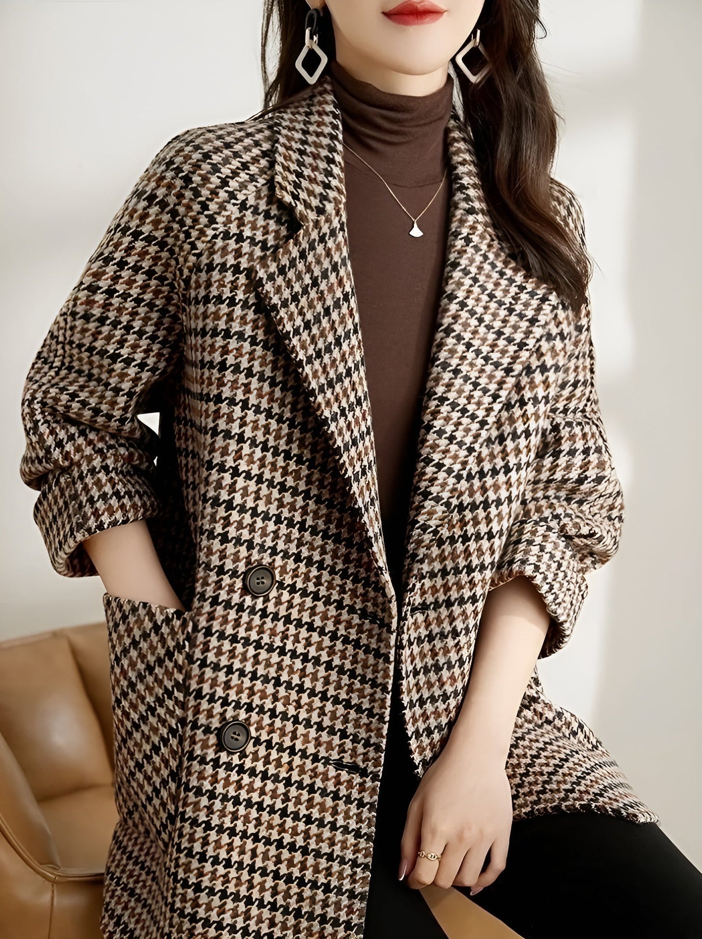 Winter coat with classic pattern