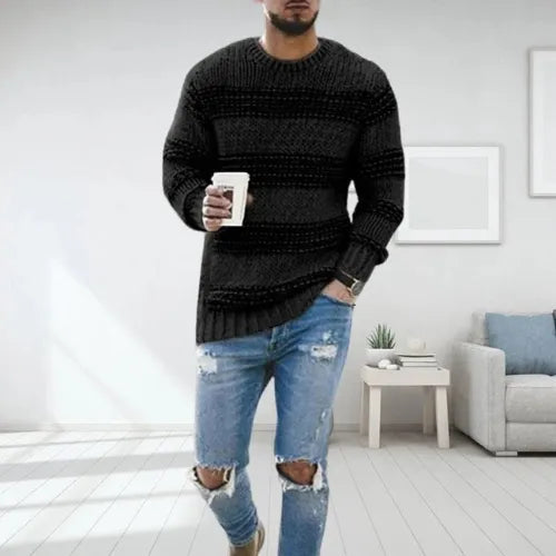 Men's knitted sweater