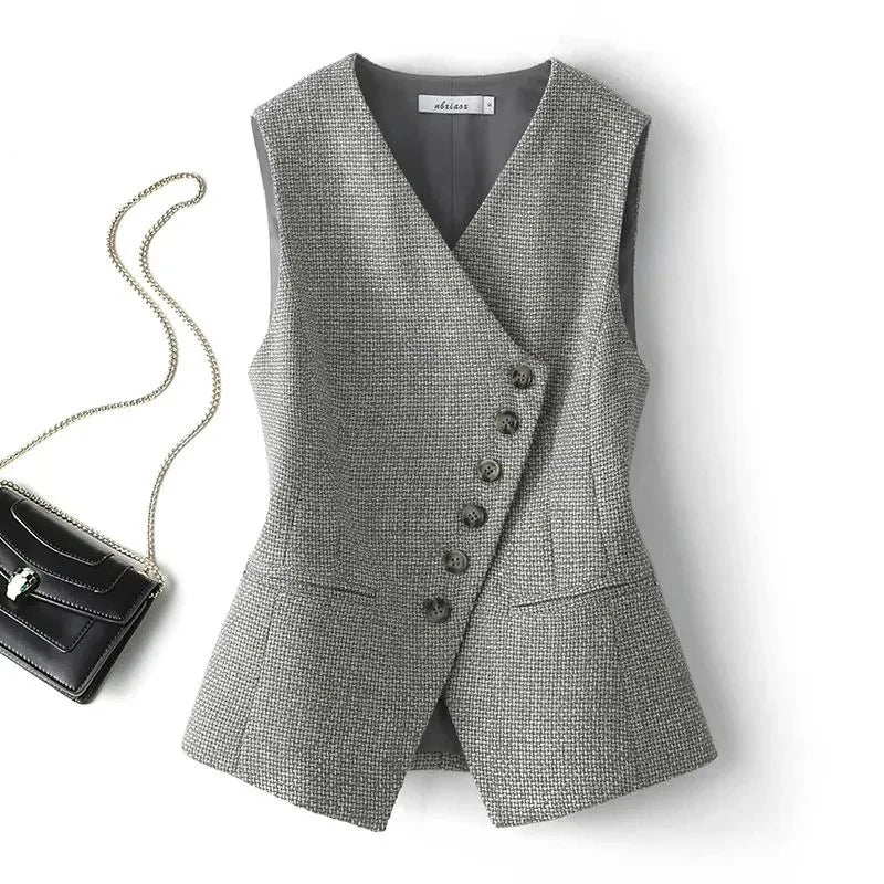 Twist & Tailor vest