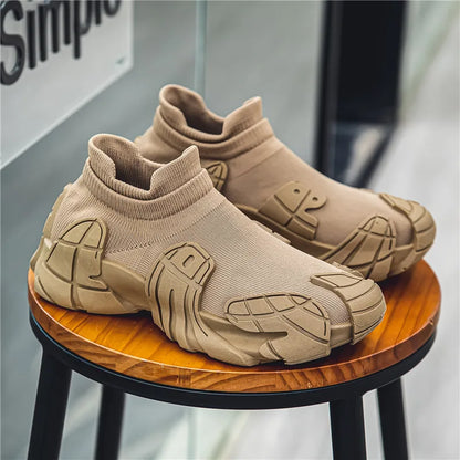 Trendy street sneakers for men