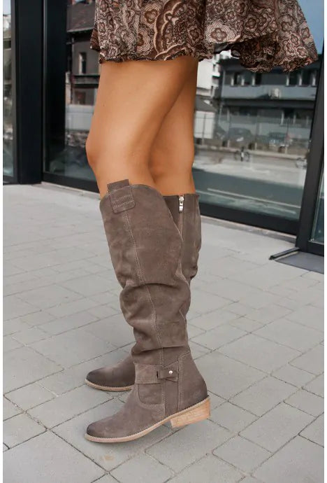 High boots for fall & winter